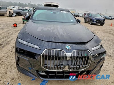 Piąte zdjęcie samochodu w środku: 2024 BMW 760 XI VIN:WBA33EJ0XRCT01867 - miniatura