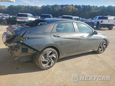 Trzecie zdjęcie samochodu z tyłu: 2025 HYUNDAI ELANTRA SEL SPORT VIN:KMHLM4DG1SU088127 - miniatura