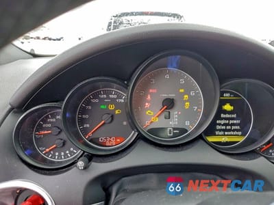 Zdjęcie 9 z 12 samochodu: 2018 PORSCHE CAYENNE S VIN:WP1AB2A2XJLA60814 - miniatura