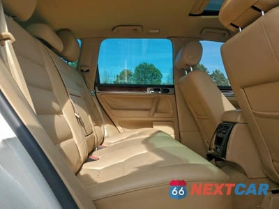 Zdjęcie 11 z 13 samochodu: 2007 VOLKSWAGEN TOUAREG V6 VIN:WVGZE77L77D018026 - miniatura