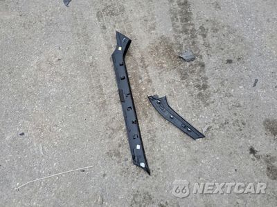 Zdjęcie 13 z 14 samochodu: 2017 FORD EXPLORER XLT VIN:1FM5K8DH9HGC28138 - miniatura