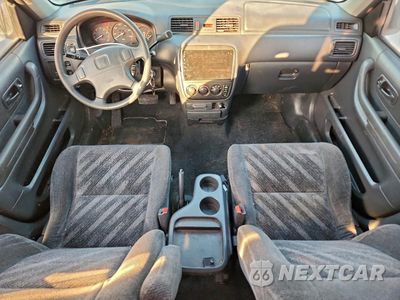 Zdjęcie 8 z 15 samochodu: 2001 HONDA CR-V LX VIN:JHLRD28411C007119 - miniatura