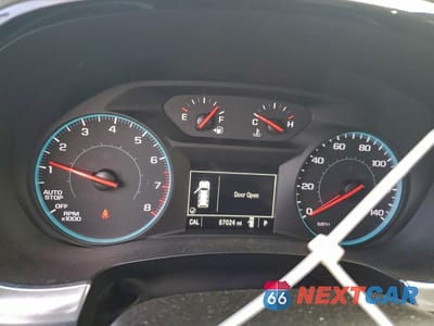 Zdjęcie 9 z 13 samochodu: 2021 CHEVROLET TRAVERSE LS VIN:1GNERFKW0MJ154022 - miniatura