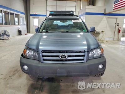 Piąte zdjęcie samochodu w środku: 2004 TOYOTA HIGHLANDER VIN:JTEEP21A040046479 - miniatura