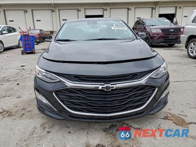 Piąte zdjęcie samochodu w środku: 2025 CHEVROLET MALIBU PREMIER VIN:1G1ZE5ST8SF135538 - miniatura