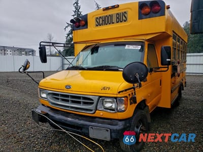 Drugie zdjęcie samochodu z przodu: 2000 FORD E350 SCHOOL BUS VIN:1FDSE35F1YHB36378 - miniatura