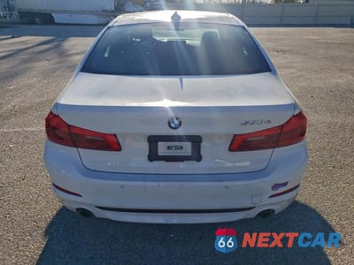Zdjęcie 6 z 12 samochodu: 2019 BMW 530E VIN:WBAJA9C54KB393986 - miniatura