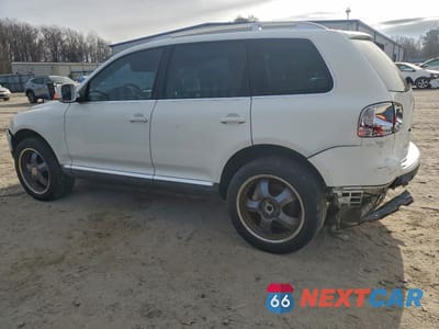 Drugie zdjęcie samochodu z przodu: 2007 VOLKSWAGEN TOUAREG V6 VIN:WVGZE77L77D018026 - miniatura