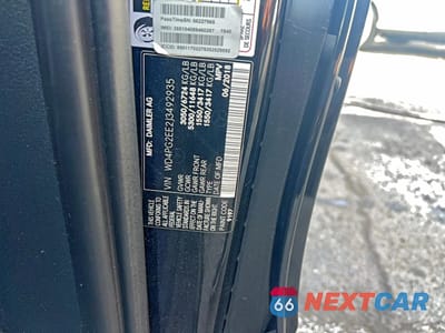 Zdjęcie 10 z 15 samochodu: 2018 MERCEDES-BENZ METRIS VIN:WD4PG2EE2J3492935 - miniatura