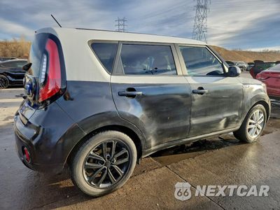Trzecie zdjęcie samochodu z tyłu: 2018 KIA SOUL + VIN:KNDJP3A53J7561247 - miniatura