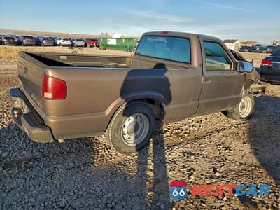 Trzecie zdjęcie samochodu z tyłu: 2000 GMC SONOMA VIN:1GTCS1450YK242967 - miniatura