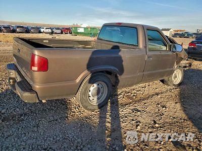 Trzecie zdjęcie samochodu z tyłu: 2000 GMC SONOMA VIN:1GTCS1450YK242967 - miniatura