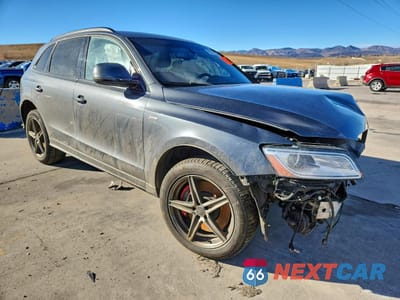 Czwarte zdjęcie samochodu z boku: 2016 AUDI SQ5 PREMIUM PLUS VIN:WA1CCAFP8GA122201 - miniatura