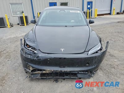 Piąte zdjęcie samochodu w środku: 2024 TESLA MODEL 3 VIN:5YJ3E1EA2RF855707 - miniatura