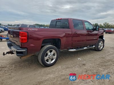 Trzecie zdjęcie samochodu z tyłu: 2016 CHEVROLET SILVERADO K2500 HEAVY DUTY LT VIN:1GC1KVEG8GF307764 - miniatura