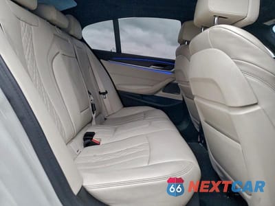 Zdjęcie 10 z 11 samochodu: 2021 BMW 540 I VIN:WBA53BJ08MWW89115 - miniatura