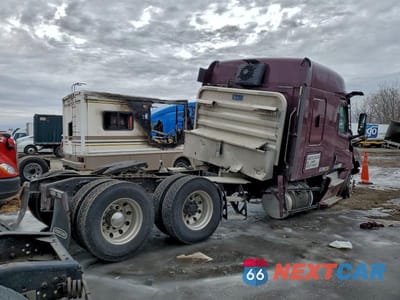 Czwarte zdjęcie samochodu z boku: 2020 FREIGHTLINER CASCADIA 126 SEMI TRUCK VIN:3AKJHHDV1LSLV9097 - miniatura