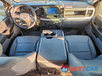 Zdjęcie 8 z 14 samochodu: 2023 FORD F550 SUPER DUTY VIN:1FD0W5HT3PEC54384 - miniatura