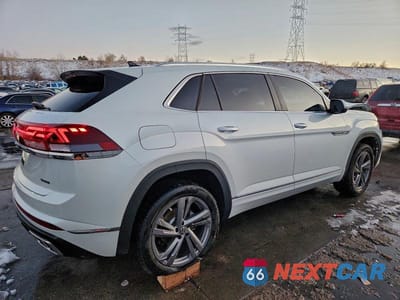 Trzecie zdjęcie samochodu z tyłu: 2024 VOLKSWAGEN ATLAS CROSS SPORT SEL R-LINE VIN:1V2AE2CA5RC262127 - miniatura