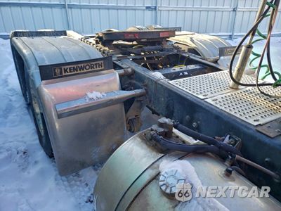 Zdjęcie 6 z 10 samochodu: 2015 INTERNATIONAL 9900I SEMI TRUCK VIN:3HSDMAPR5FN668304 - miniatura