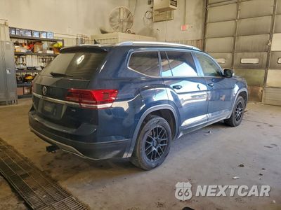Trzecie zdjęcie samochodu z tyłu: 2018 VOLKSWAGEN ATLAS SE VIN:1V2CR2CA8JC579045 - miniatura