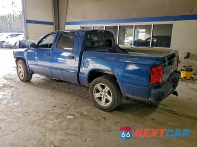Drugie zdjęcie samochodu z przodu: 2011 DODGE DAKOTA SLT VIN:1D7RW3GK1BS682978 - miniatura