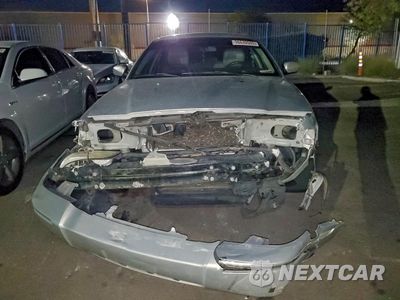 Piąte zdjęcie samochodu w środku: 2011 MERCURY GRAND MARQUIS LS VIN:2MEBM7FV0BX601565 - miniatura