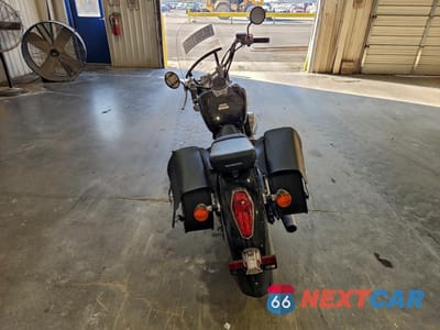 Czwarte zdjęcie samochodu z boku: 2020 HONDA VT750 C VIN:JH2RC5001LK600585 - miniatura