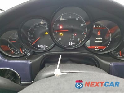 Zdjęcie 9 z 13 samochodu: 2013 PORSCHE PANAMERA 2 VIN:WP0AA2A76DL012120 - miniatura