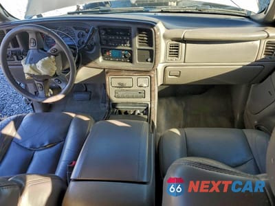 Zdjęcie 8 z 14 samochodu: 2004 GMC YUKON DENALI VIN:1GKEK63U94J202860 - miniatura