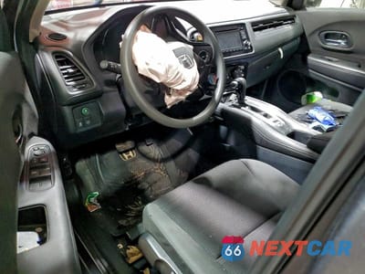 Zdjęcie 8 z 13 samochodu: 2022 HONDA HR-V LX VIN:3CZRU6H37NM742357 - miniatura