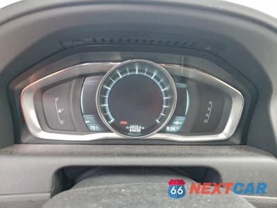 Zdjęcie 9 z 12 samochodu: 2015 VOLVO XC60 T5 PREMIER VIN:YV440MDB5F2587469 - miniatura