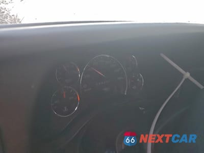 Zdjęcie 8 z 11 samochodu: 2021 CHEVROLET EXPRESS G3500 VIN:1GB0GSF74M1163282 - miniatura