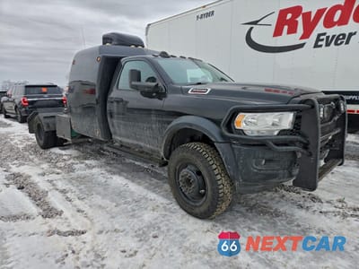 Czwarte zdjęcie samochodu z boku: 2022 RAM 5500 VIN:3C7WRNDL5NG213064 - miniatura