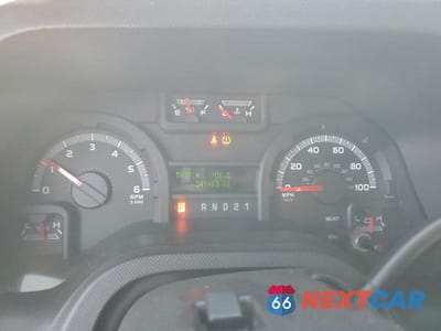 Zdjęcie 9 z 13 samochodu: 2014 FORD E350 AMBULANCE VIN:1FDSS3ELXEDA77932 - miniatura