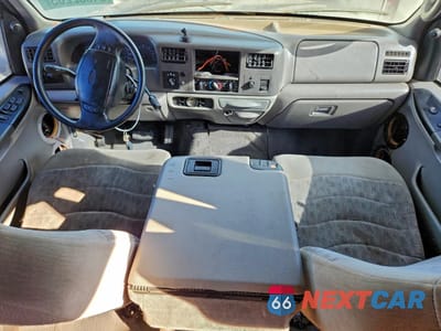 Zdjęcie 8 z 13 samochodu: 1999 FORD F350 SRW SUPER DUTY VIN:1FTSW31S8XEF03054 - miniatura