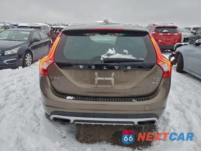 Zdjęcie 6 z 12 samochodu: 2017 VOLVO V60 CROSS COUNTRY PLATINUM VIN:YV440MWMXH1032413 - miniatura