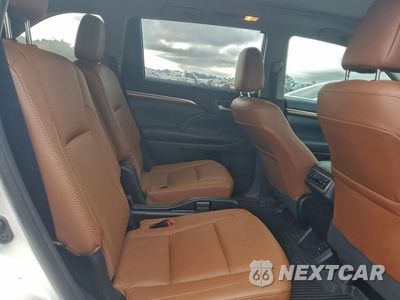 Zdjęcie 11 z 14 samochodu: 2019 TOYOTA HIGHLANDER LIMITED VIN:5TDYZRFH5KS289225 - miniatura