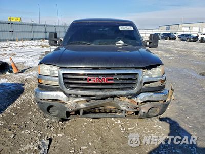 Piąte zdjęcie samochodu w środku: 2003 GMC SIERRA K2500 HEAVY DUTY VIN:1GTHK24U63E310697 - miniatura