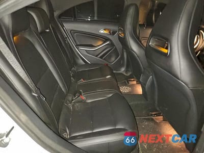 Zdjęcie 10 z 12 samochodu: 2014 MERCEDES BENZ CLA 250 VIN:WDDSJ4EB1EN158189 - miniatura