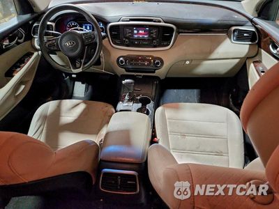 Zdjęcie 8 z 14 samochodu: 2016 KIA SORENTO LX VIN:5XYPG4A35GG046258 - miniatura