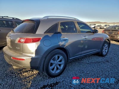Trzecie zdjęcie samochodu z tyłu: 2004 INFINITI FX35 VIN:JNRAS08W94X212559 - miniatura