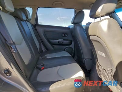 Zdjęcie 11 z 12 samochodu: 2010 KIA SOUL + VIN:KNDJT2A21A7168570 - miniatura