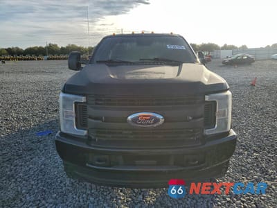 Piąte zdjęcie samochodu w środku: 2019 FORD F250 SUPER DUTY VIN:1FTBF2BT1KEF99880 - miniatura