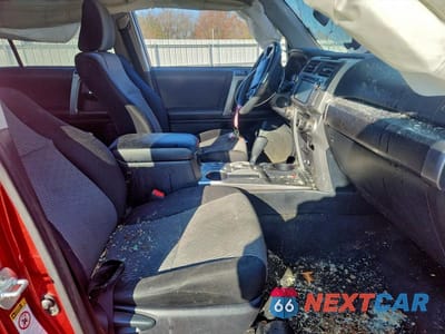 Zdjęcie 7 z 13 samochodu: 2019 TOYOTA 4RUNNER SR5 VIN:JTEZU5JR1K5209724 - miniatura