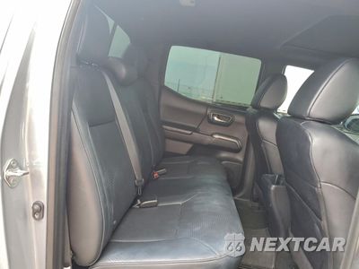 Zdjęcie 10 z 13 samochodu: 2018 TOYOTA TACOMA DOUBLE CAB VIN:3TMGZ5AN5JM161972 - miniatura