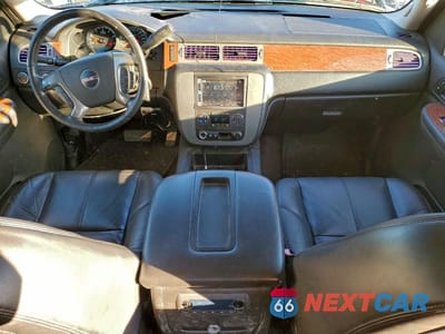 Zdjęcie 8 z 11 samochodu: 2008 GMC SIERRA K1500 VIN:3GTEK13J98G259040 - miniatura