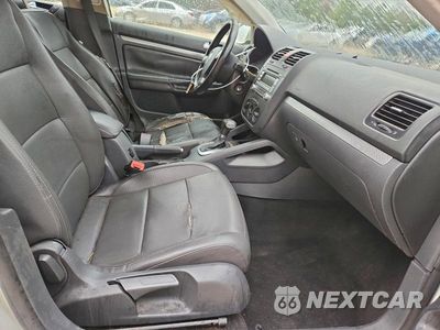 Zdjęcie 7 z 12 samochodu: 2008 VOLKSWAGEN JETTA SE VIN:3VWRM71K08M070642 - miniatura