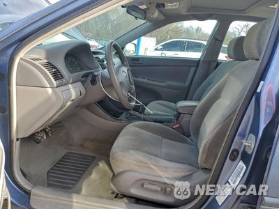 Zdjęcie 7 z 14 samochodu: 2003 TOYOTA CAMRY LE VIN:4T1BF32K63U565885 - miniatura