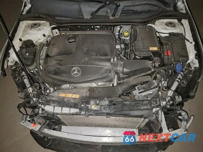 Zdjęcie 11 z 12 samochodu: 2014 MERCEDES BENZ CLA 250 VIN:WDDSJ4EB1EN158189 - miniatura